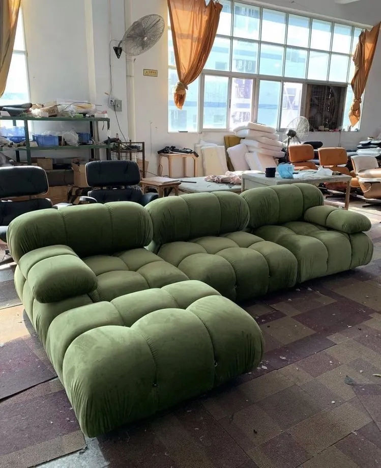 Ottoman NARA en sala de cliente
